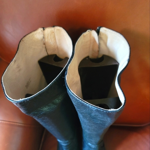 FRYE 8M Regina back zipper LEATHER Boots. - Picture 5 of 11